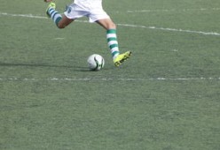 九游体育官网入口-中国足球训练强度与比赛发挥关系，足球技术对比国足