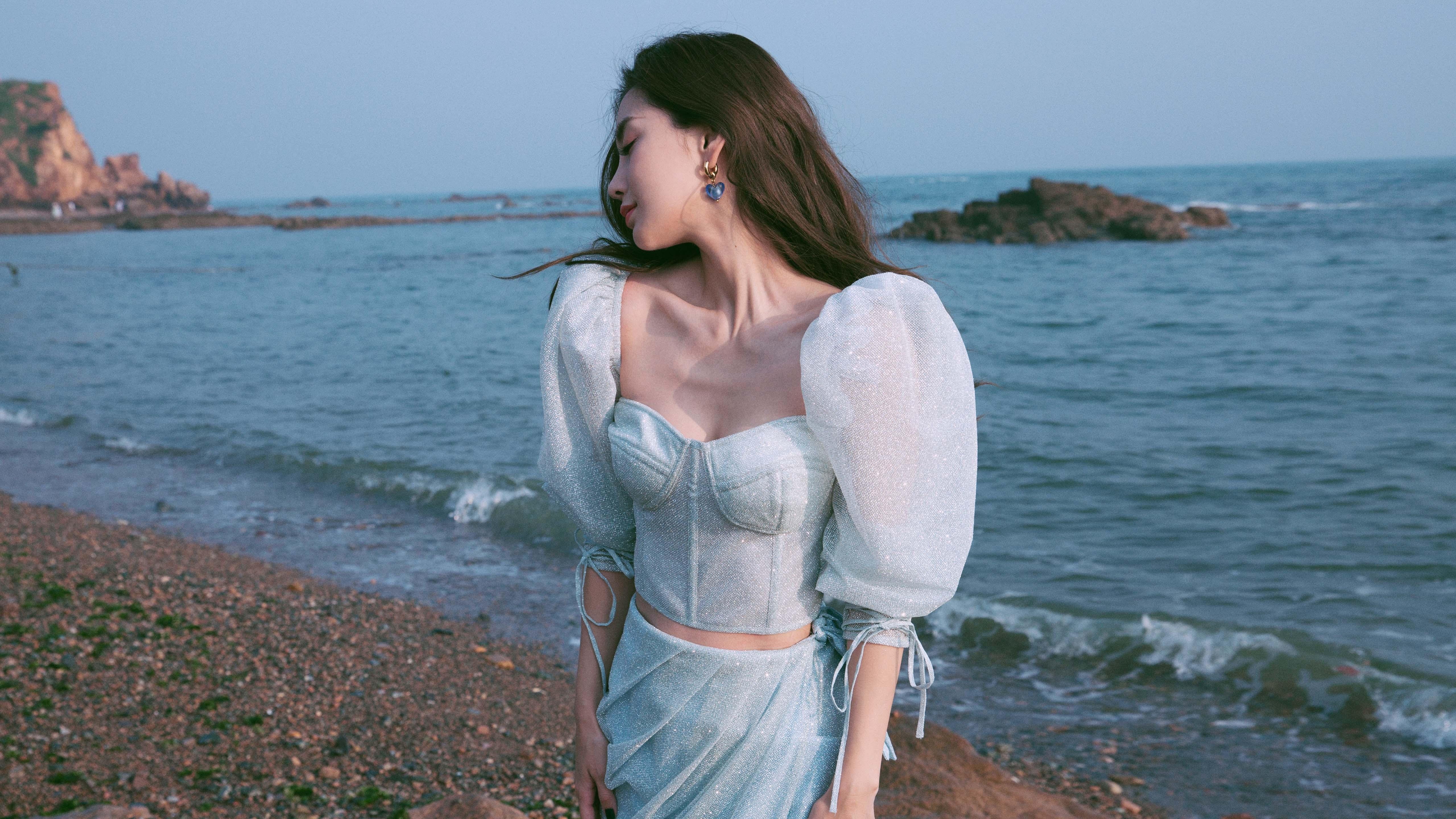 女子足球队主教练接受专访分享执教理念，国家女子足球队主教练